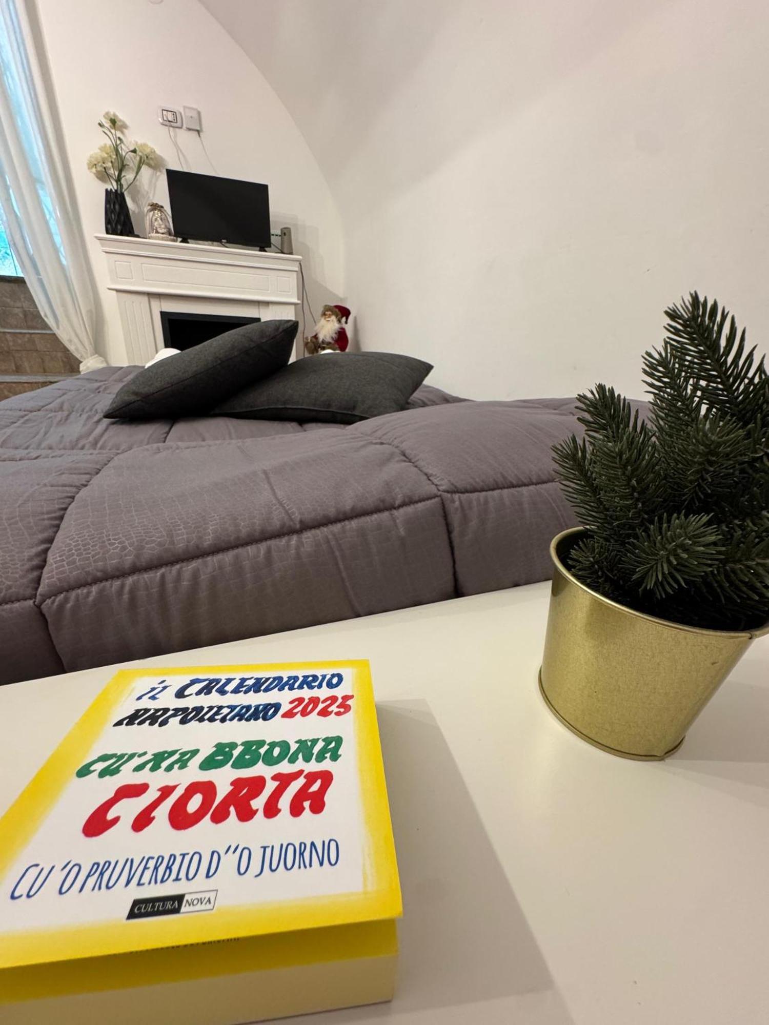 New Generation Chiaia Apartment